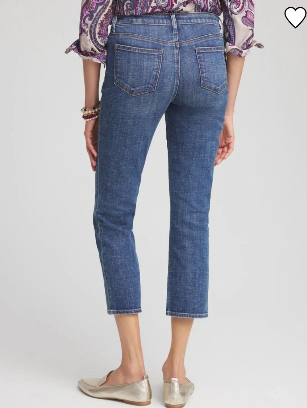 Chicos Size 1.5 So Slimming Girlfriend Slim Leg Crop Jeans W Light Distressing
